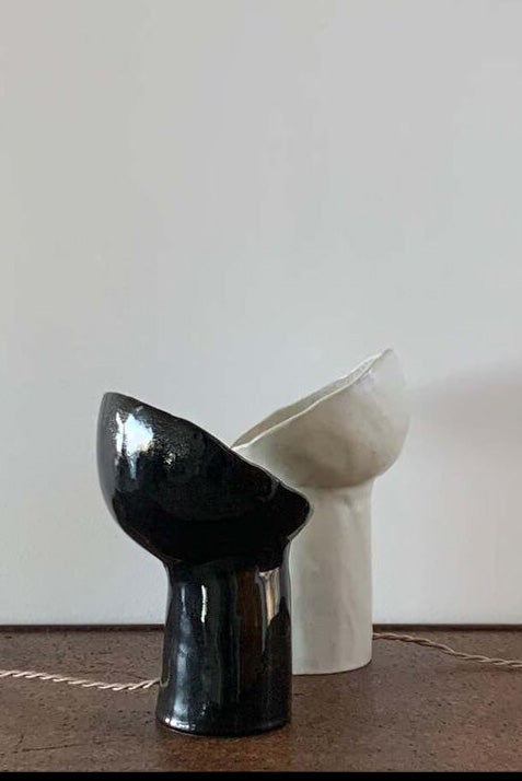 Paire de lampe en céramique noir et blanche retro Cyclops