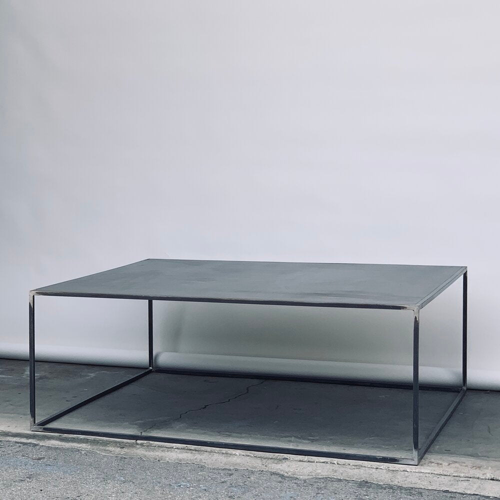 Grande Table basse Minimaliste 'Filiforme'