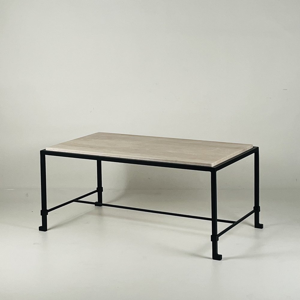 Table basse 'Diagramme' en Travertin
