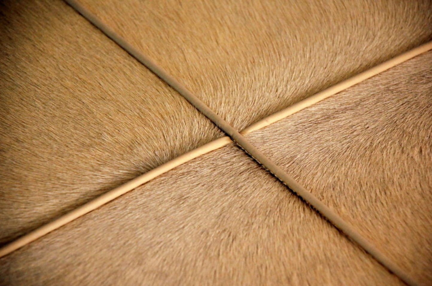 Ottoman 'Tambour' en cuir naturel