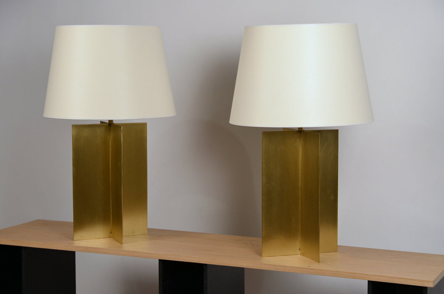 Lampe 'Croisillion' en Laiton massif