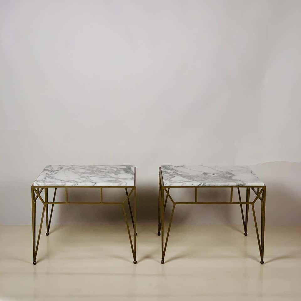 Tables d'appoint 'Angulaire' avec dessus en marbre