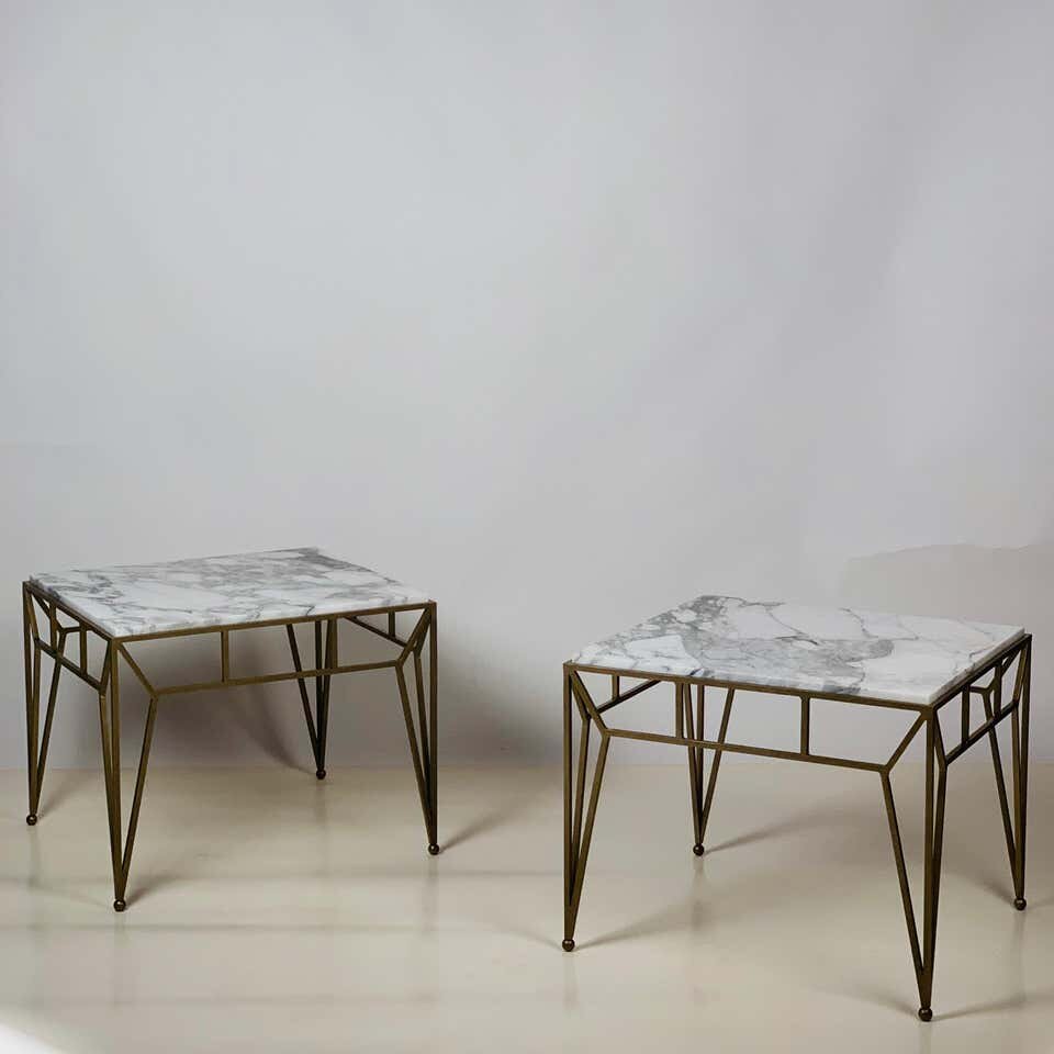 Tables d'appoint 'Angulaire' avec dessus en marbre