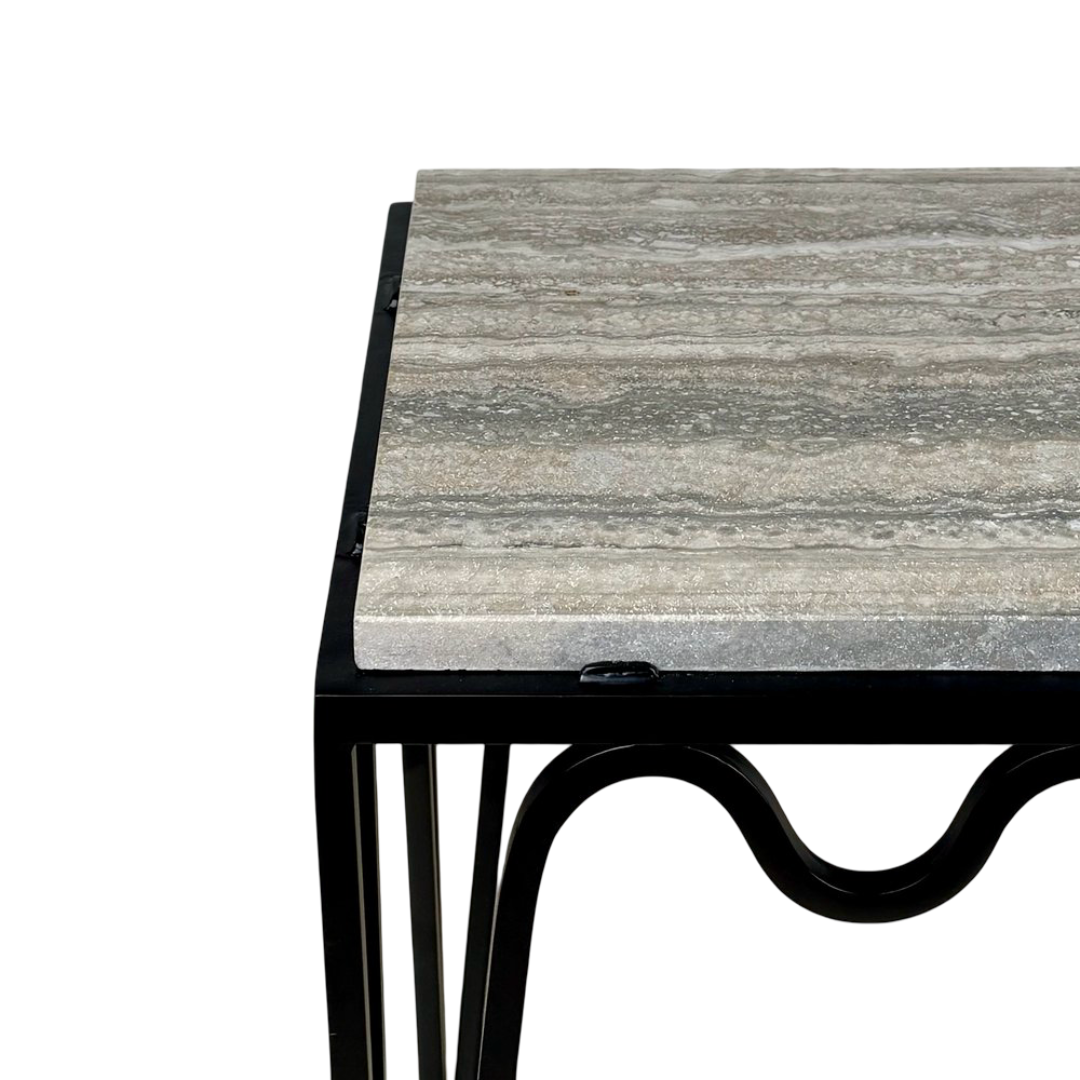 Paire de table d'appoint 'Méandre' noire / Travertin gris