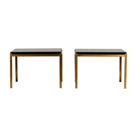 Paire de tables 'Caisson' en laiton et surface noire laquée